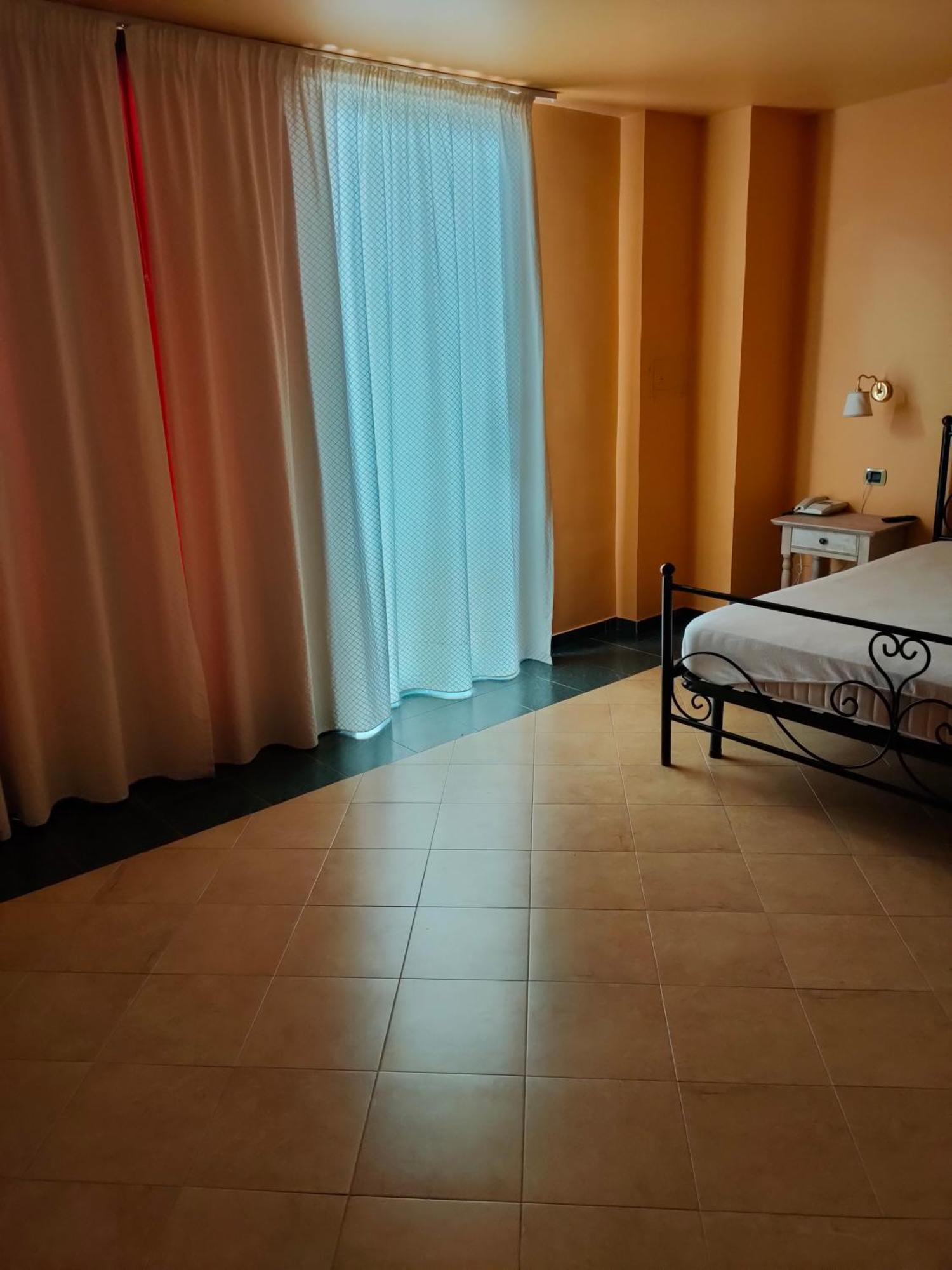 La Playa Blanca Hotel