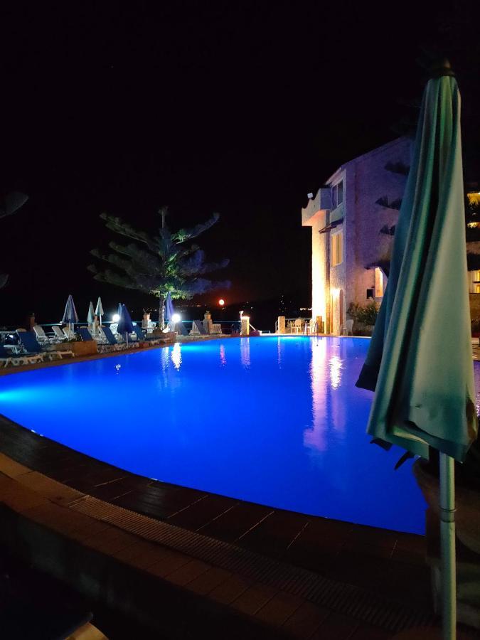 Hotel La Playa Blanca 4*