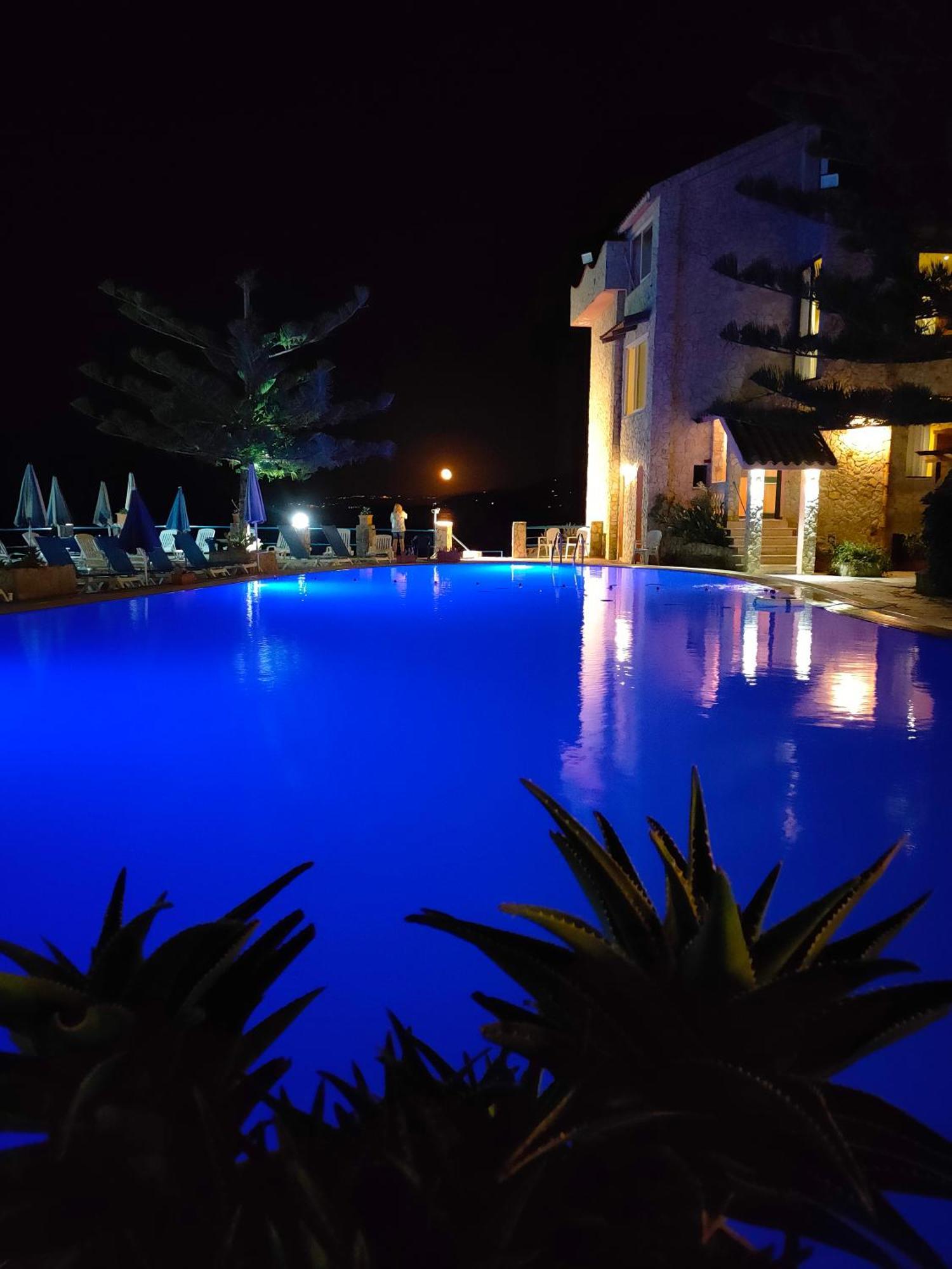 Hotel La Playa Blanca & Ristorante 4*