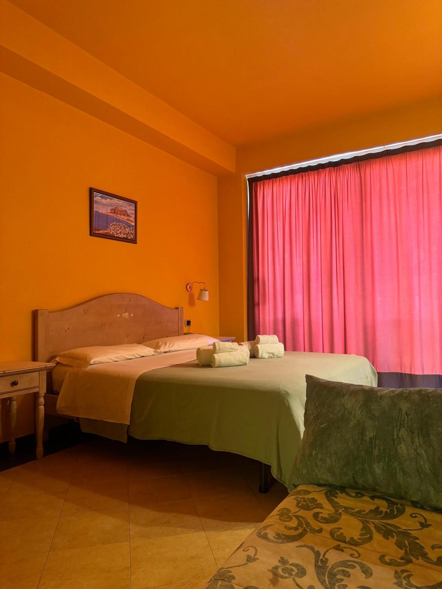 La Playa Blanca & Ristorante Hotel