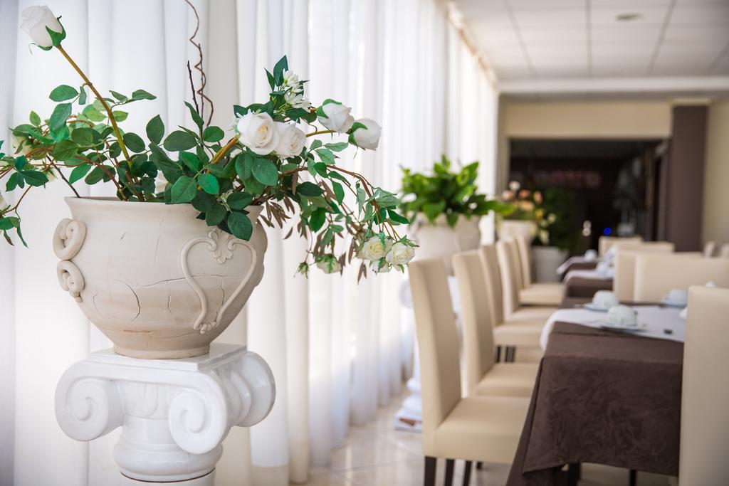 La Playa Blanca & Ristorante Hotel 4*